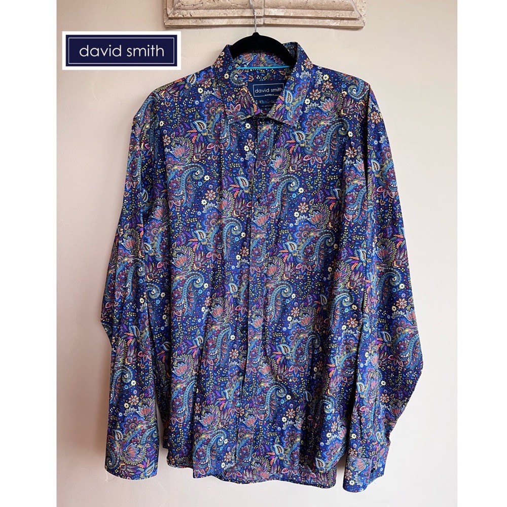 David Smith Vintage Paisley Collared Button-down